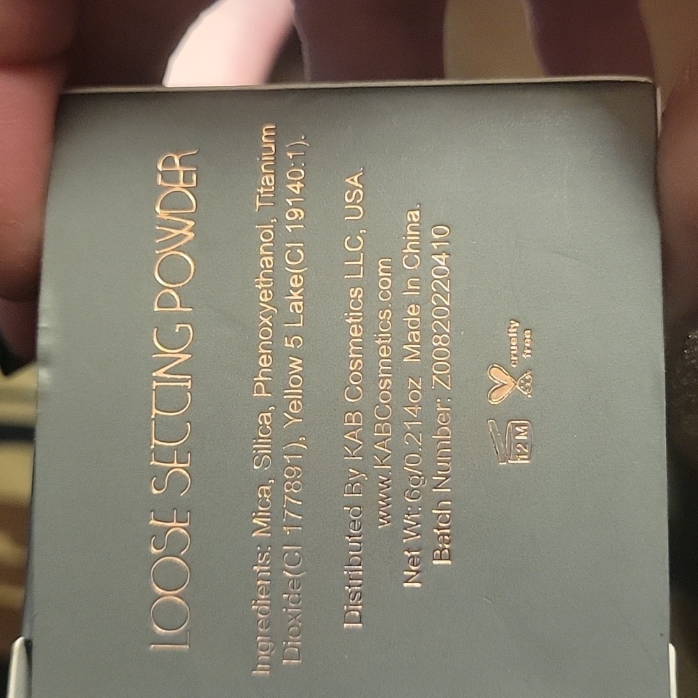 KAB Cosmetics Loose Setting Powder. Translucent NIB SEALED - Picture 4 of 8